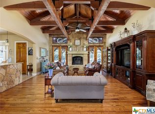 130 Chris Ln, Florence, TX 76527