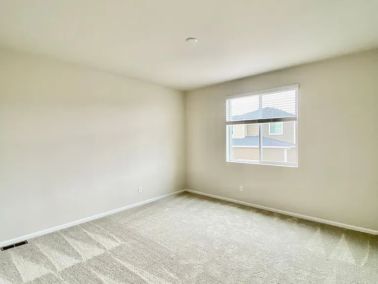 8739 Scarborough Dr — Photo 20
