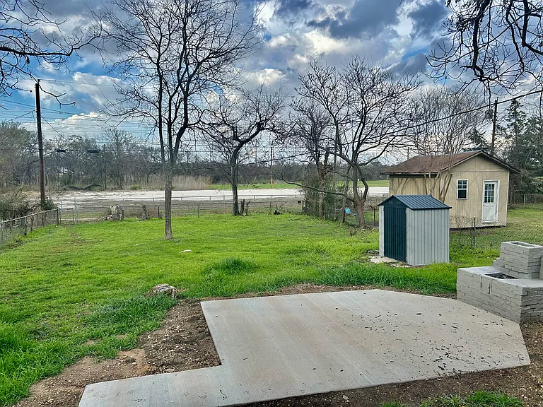 1713 Kirkwood Dr — Photo 11