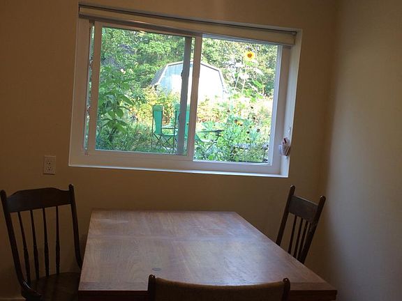 Enjoy breakfast with lots of morning sunshine (facing East)