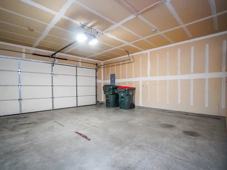 1445 W Silver Salmon Dr — Photo 25