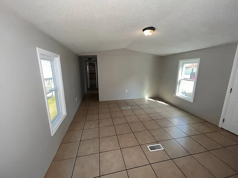 3118 Dudley Rd #16 — Photo 4