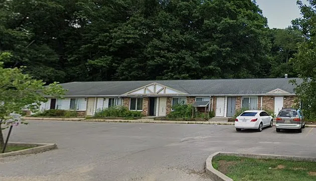 1218 Bixby Rd