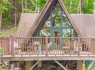 47 Hill Rd, Sand Lake, NY 12153