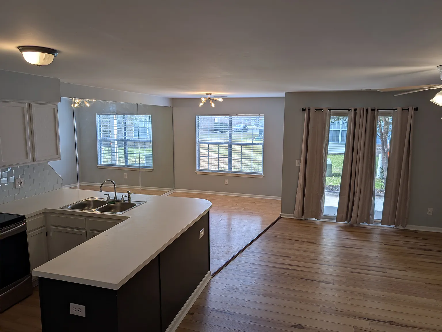 2 bed, 1233 sqft, $1,300 — Photo 1