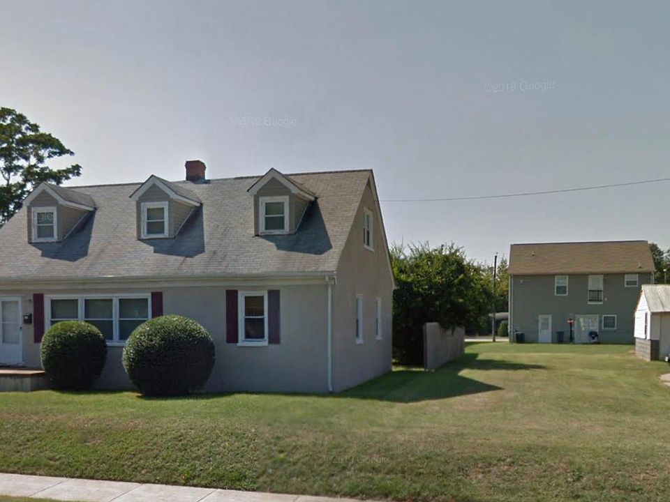 1319 Cardwell St Fredericksburg, VA Zillow