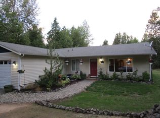 297 Lewis Rd W, Seabeck, WA 98380