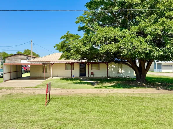 2107 S Date St, Plainview, TX 79072