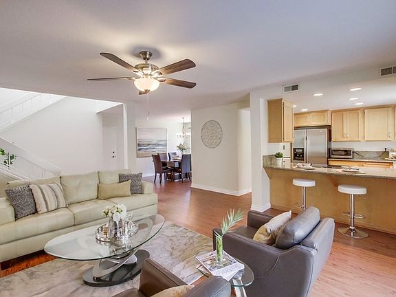 3rd image of 10310 Mesa Madera Dr #1