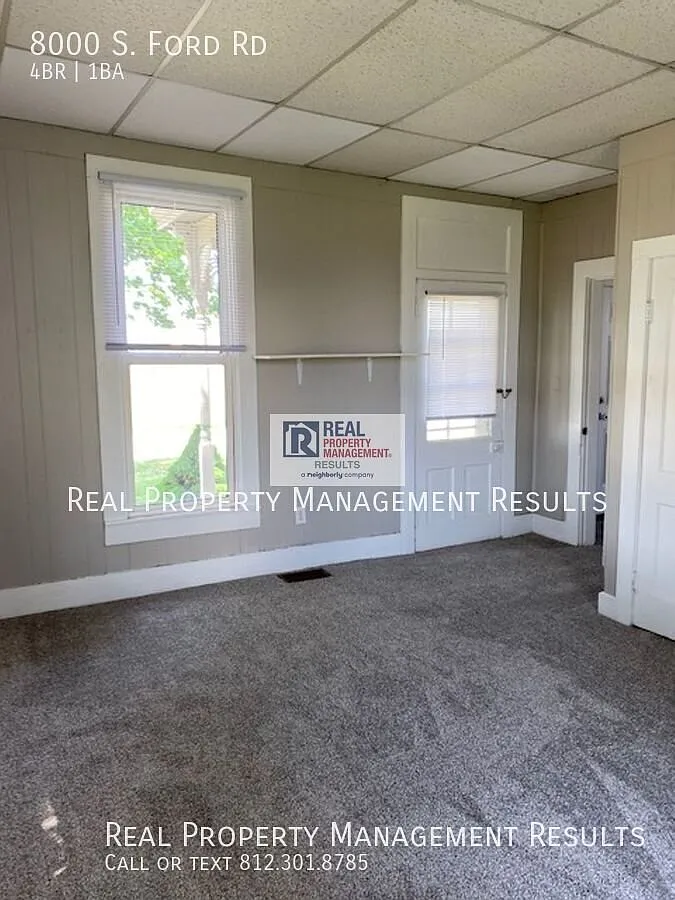 Comfortable Country Living with Covered Patio & Garage — Photo 3
