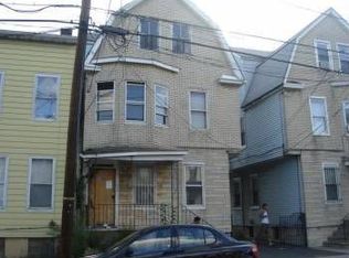 126 Livingston St, Elizabeth, NJ 07206