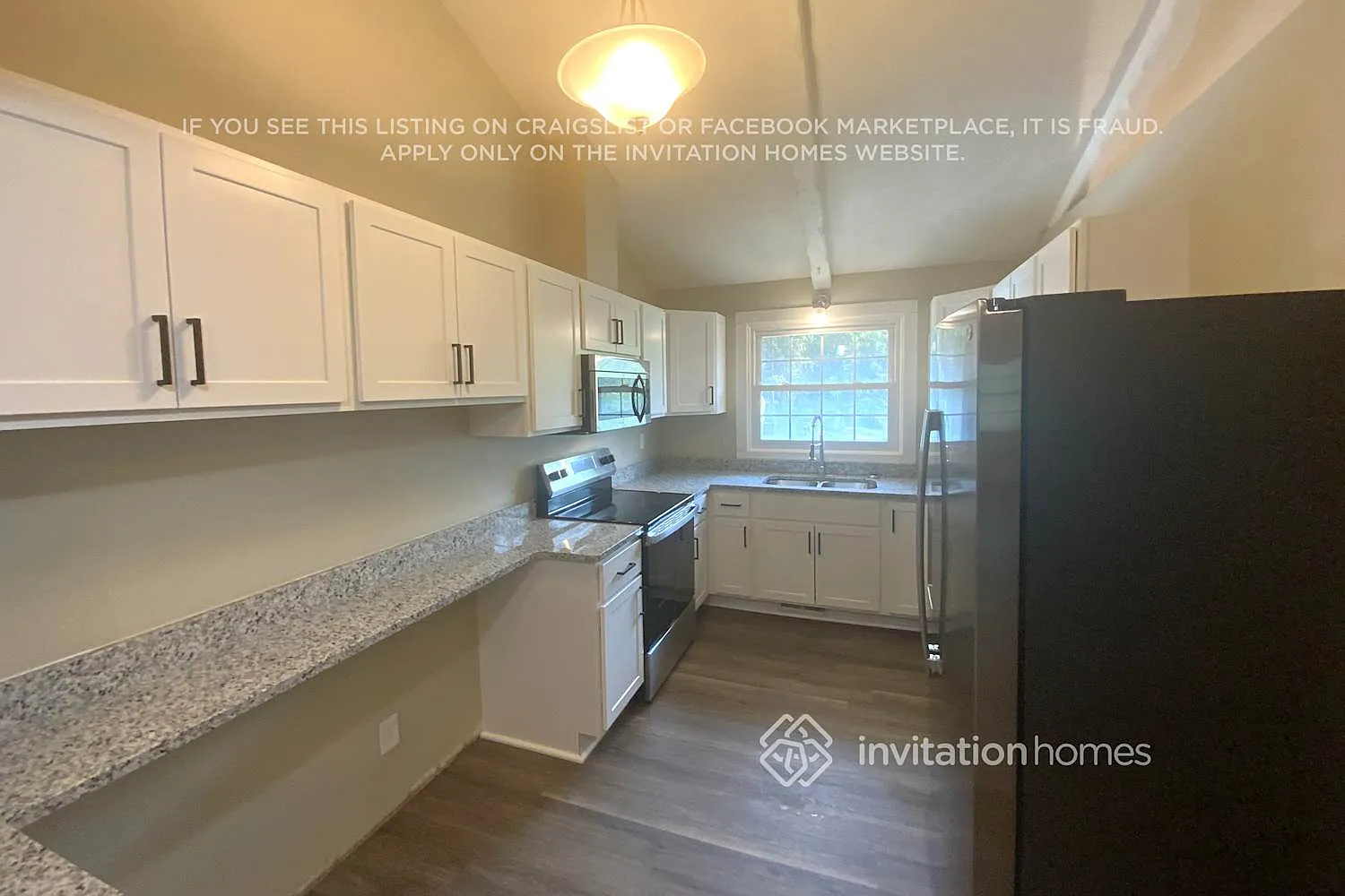 1716 Lamplight Dr Woodbury, MN 55125 — Photo 4