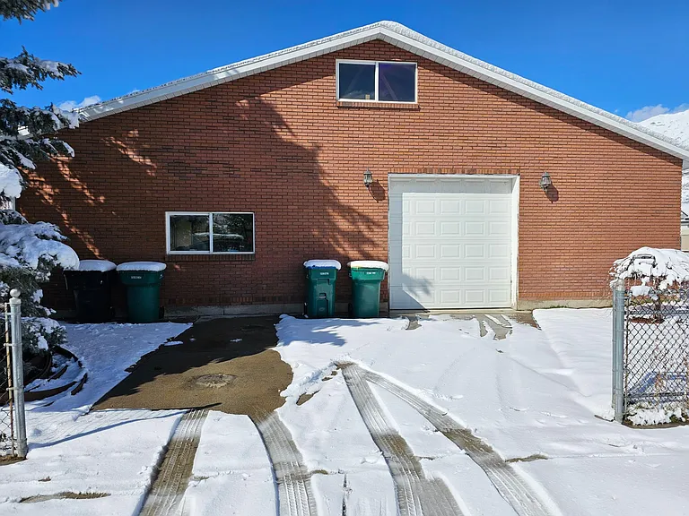 This is the side garage and driveway where you would park