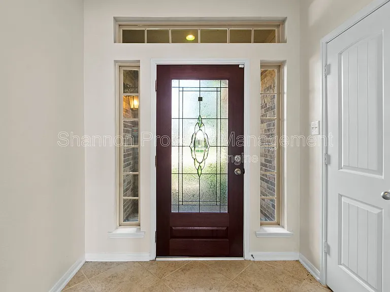 9430 Harmony Lake Ln — Photo 5
