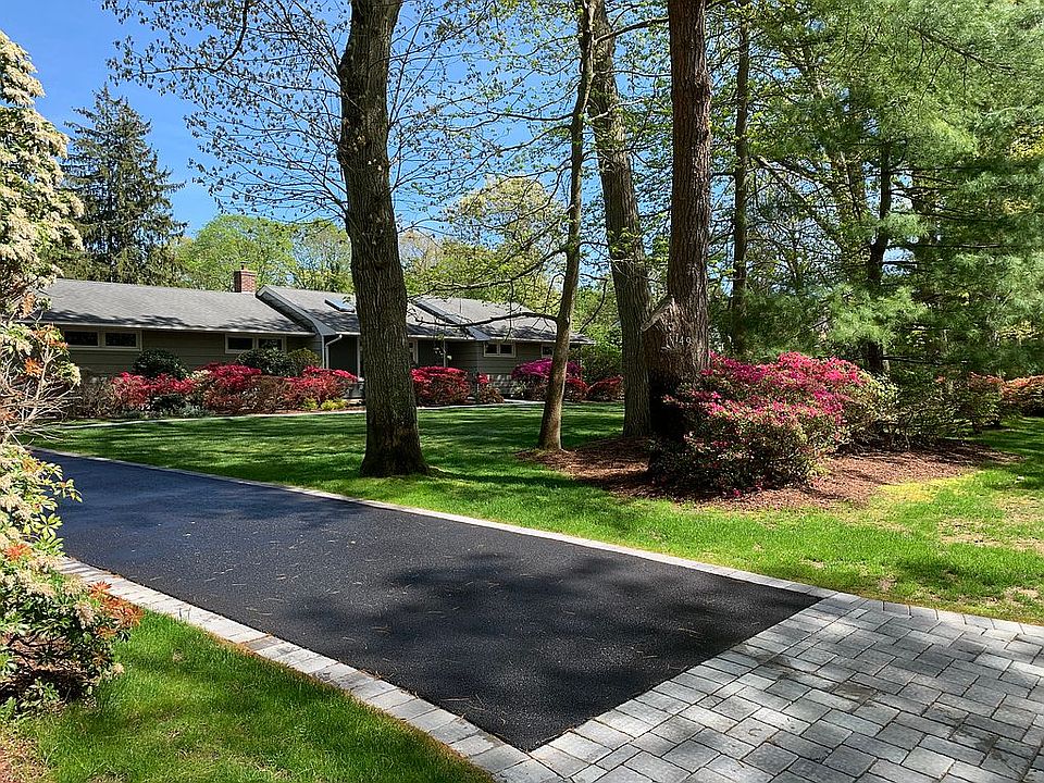 1st image of 149 Durkee Ln