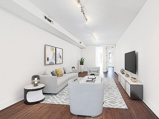 1st image of 29 Brooklyn Ave APT 2D