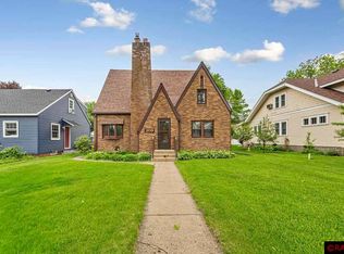 209 E Main St, Arlington, MN 55307