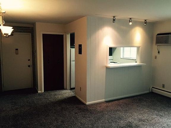 4th image of 938 Ludlow Ave APT 5