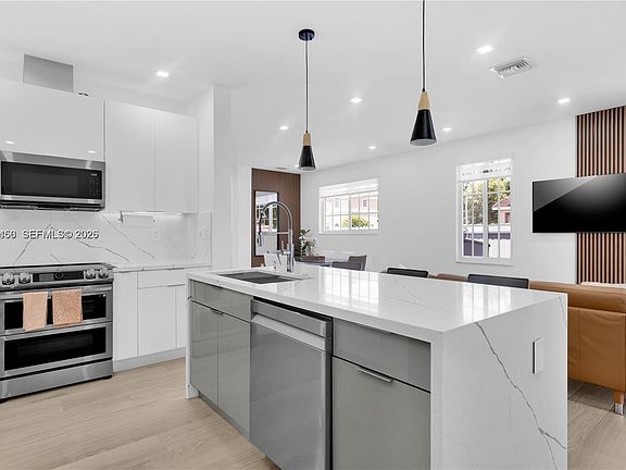 4th image of 27345 SW 142nd Ave #27345