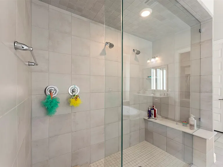922 Shumard St — Photo 21