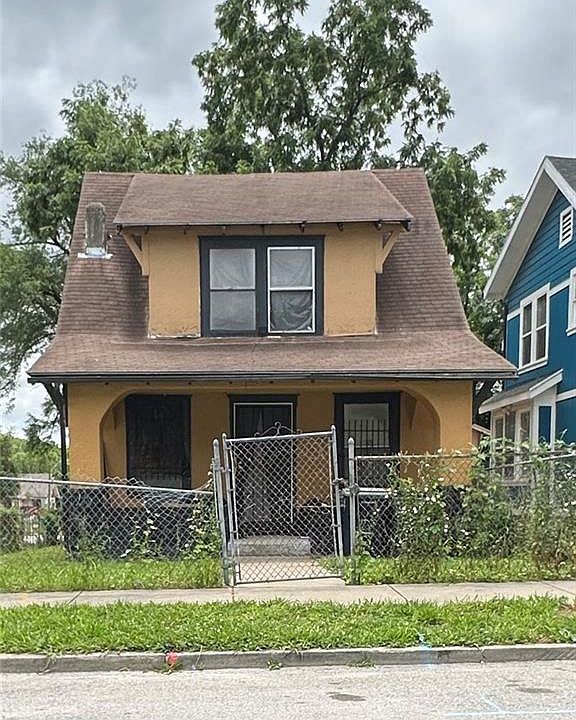 1st image of 1419 E 40th St