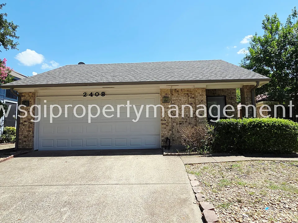 2408 Centaurus Dr