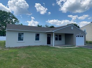 16 Evergreen Pl, Howell, NJ 07731