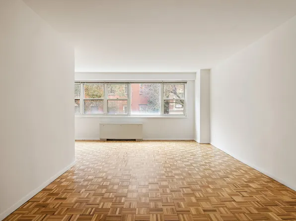 15 Charles Street image 2 of 12