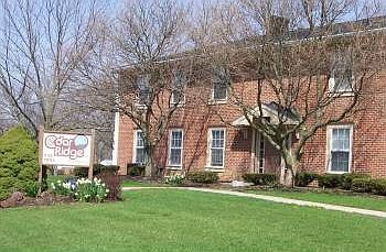 1st image of 8 W Northwood Dr APT 9