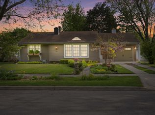 310 Garden Ct, Sycamore, IL 60178