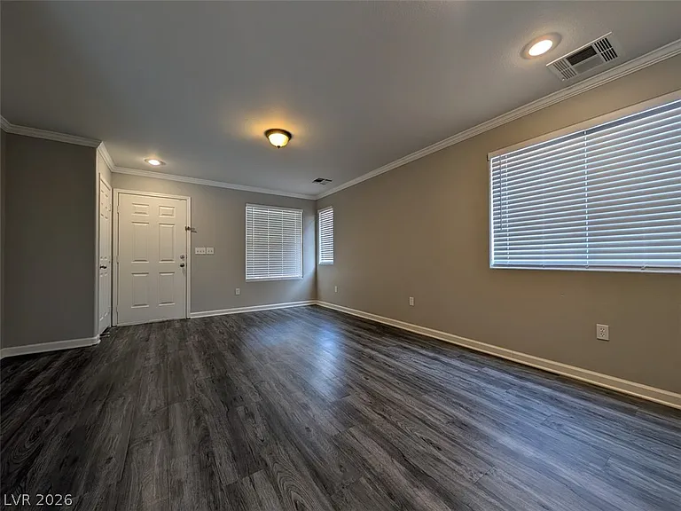 10308 Faustine Ave — Photo 4