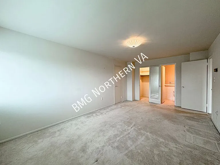 200 N Maple Ave #603 — Photo 13