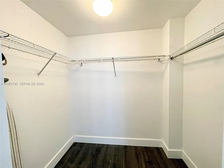 253 NE 2nd St #2506 — Photo 28