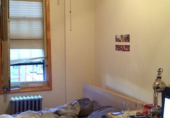 4th image of 206 Scholes St APT 2B
