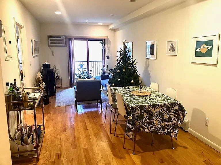 602 Manhattan Ave #3B — Photo 2