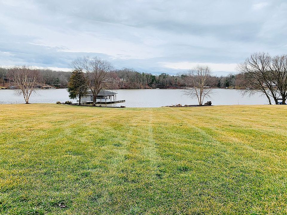 2nd image of 6500 Harbour Point Dr