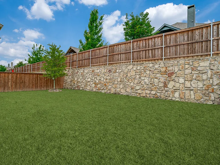 8205 Legacy Trl — Photo 11