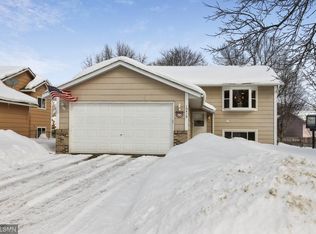 10419 Eagle St NW, Coon Rapids, MN 55433