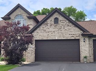 9876 Prairie Willow Pl, Roscoe, IL 61073
