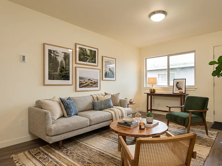 2237 Apartments - Located in the Heart of Ballard — Photo 29