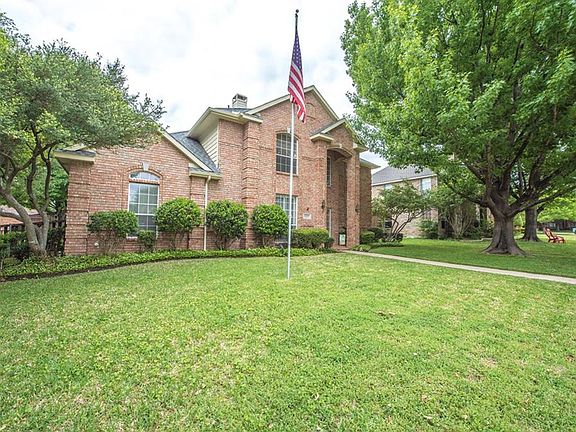3rd image of 2205 Molly Ln