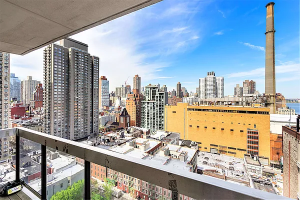 Sold by Compass | media 4