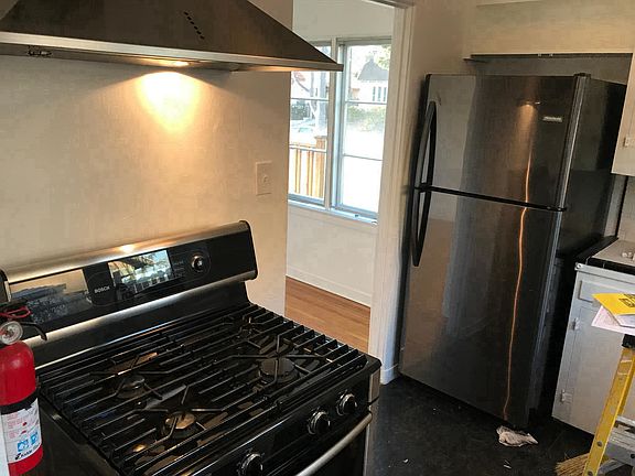 2nd image of 4524 Alumni Ave