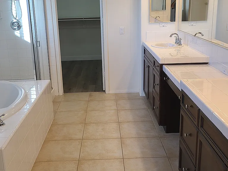 13246 Milton St — Photo 17