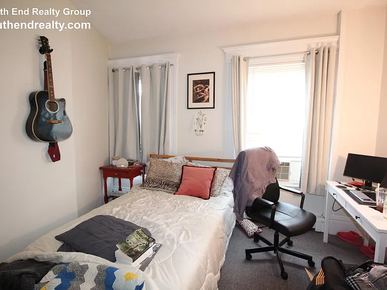 672 Massachusetts Ave #4 — Photo 10