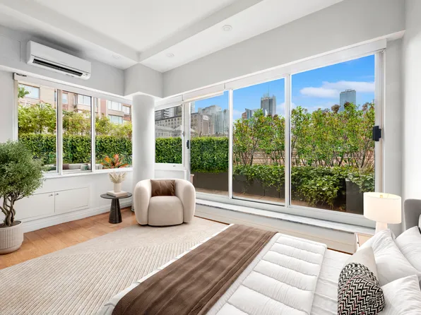 393 West 49th Street image 8 of 12