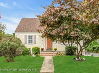 782 Leonardville Rd, Leonardo, NJ 07737