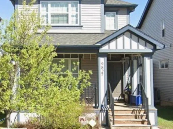 9827 220th St NW, Edmonton, AB T5T 4M3