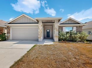 322 Pedernales Ln, Hutto, TX 78634