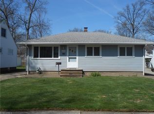 228 Brookfield Rd, Avon Lake, OH 44012